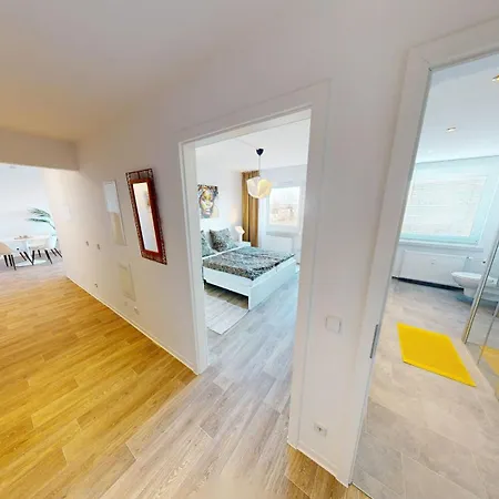 Wohnen Ohne Hindernisse, Nur 170m Bis Zur Haltestelle Der Linie 5, Wlan Apartamento *